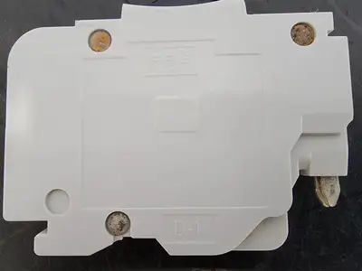 15 Amp, 1 Pole, 120/240 volts Circuit Breaker