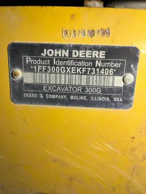 USED 2020 JOHN DEERE 300G LC