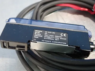 New | in-Stock KEYENCE PST1 Photoelectric Sensors Ohio US | HGR 24 #802889