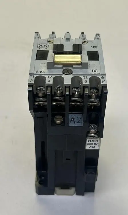 Used ALLEN-BRADLEY 100-A09NZ*3 Miscellaneous Equipment (Electrical & Power) | Surplus Asset Holdings #1191944