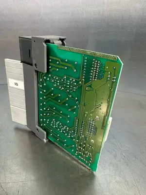 Ab 1746-0W16 /C SLC 500 Output Module 17460W16 (7.4.2)