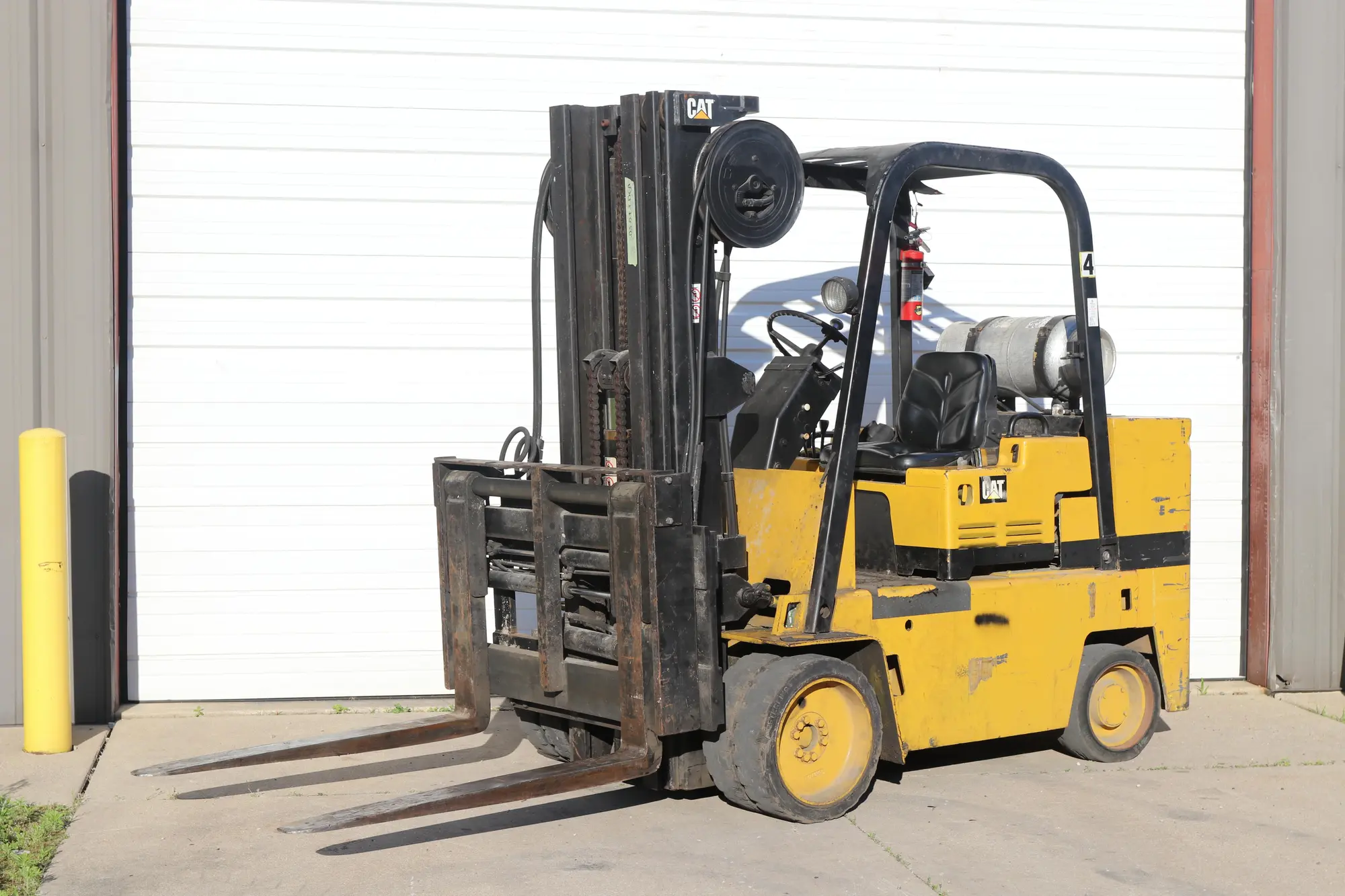 USED CAT T120C