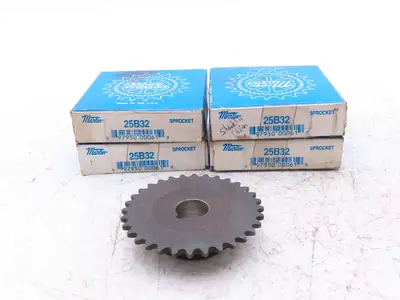 Martin 25B32 #25 Roller Chain Sprocket 32T 5/8" Keyed Bore  Lot of 4