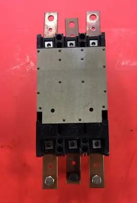 SQUARE D BREAKER 250 AMP 600 VAC 250 VDC 3 POLE KHP36000MMT SERIES 2 4E-4