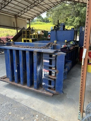 Used MAX PAK HCE60FE-8 Balers Florida US | ESCOBAR TRADING, INC. #383241