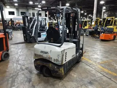USED 2022 CROWN SC5245-35