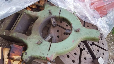 Chuck & Steadies for POREBA TR135 Centre Lathe, can be sold separately