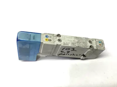 USED SMC PNEUMATIC SOLENOID VALVE DAMAGED