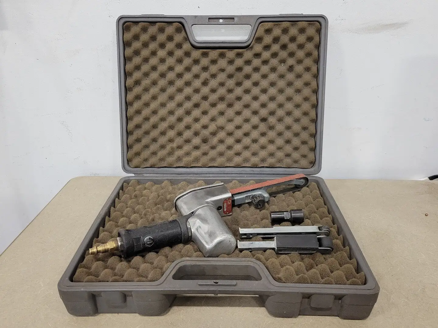 USED DYNABRADE 40321
