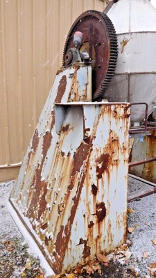 Used _UNKNOWN_ _UNKNOWN_ Double Cone - V Mixers Ohio US | Equipment Recovery Corp. #1331335