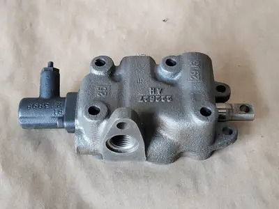 NEW EATON 222627