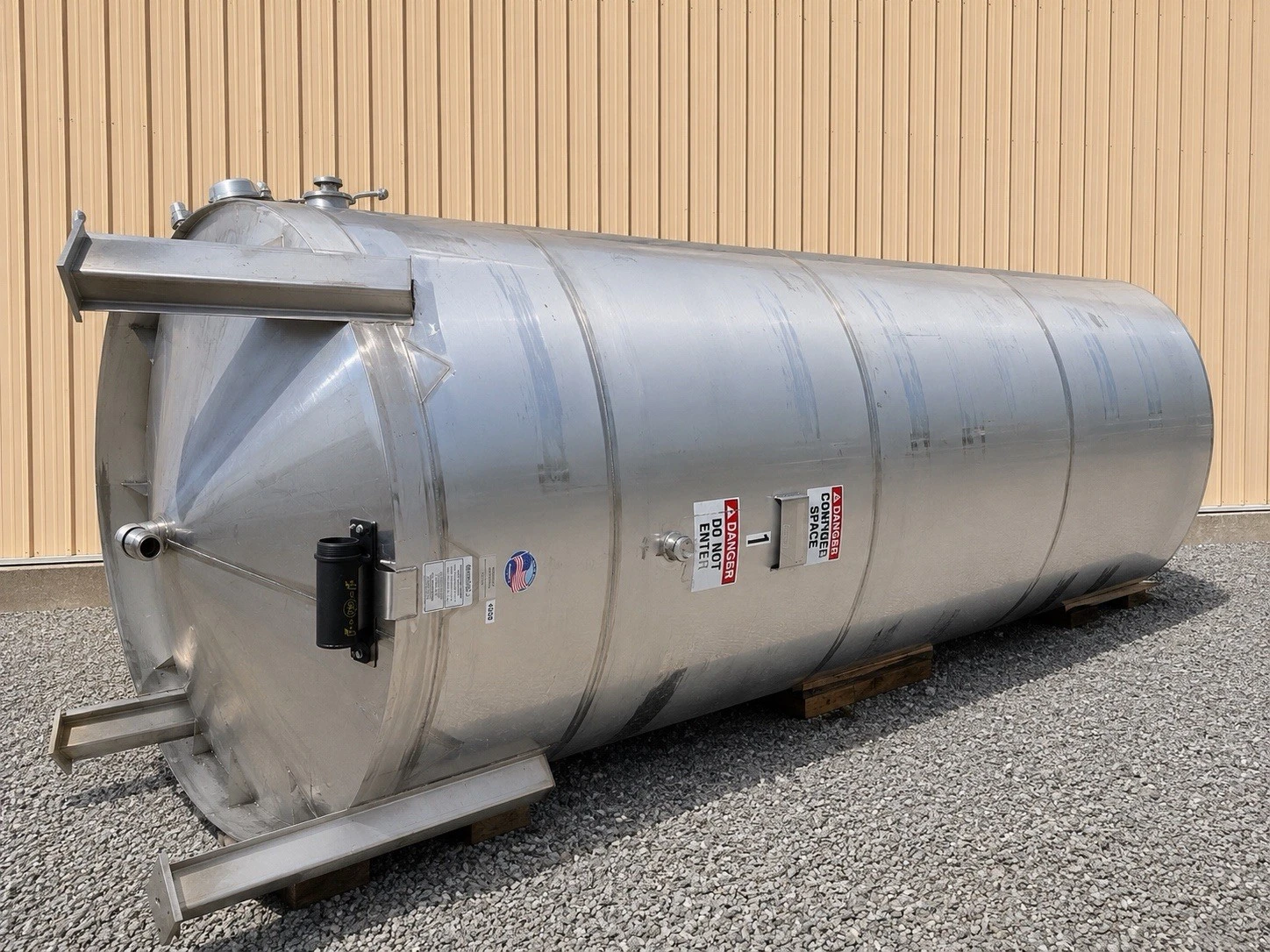 Used Meridian 3400 Gallon Stainless Steel Tanks Georgia US | Athens Packaging & Processing #914775
