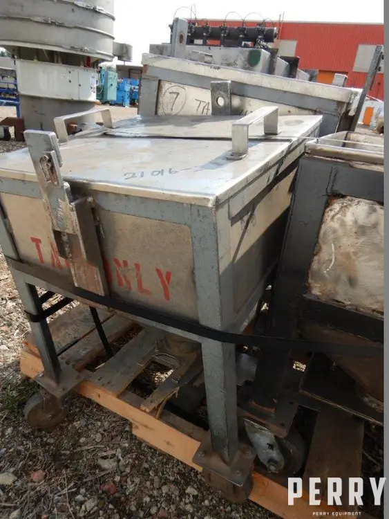 STAINLESS STEEL BIN 5 CU. FT. Bin | Perry Equipment