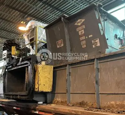 USED 2001 EXCEL 2R9 TWO RAM AUTO TIE HORIZONTAL BALER