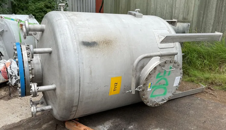 Used MCMILLAN 3,170 Litre Stainless Steel Tanks GB | Perry Equipment #120996