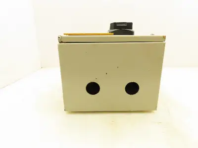 Allen Bradley 40788-309-75 Disconnect Switch Fused 3 Phase Electrical Enclosure