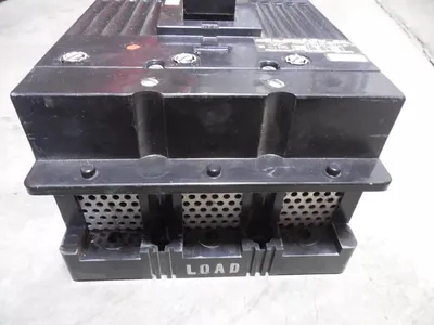 General Electric TKM836F000 Circuit Breaker 800A Frame 800A Trip Used