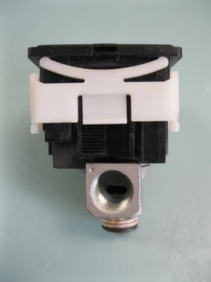 USED KEYENCE AP-C33K