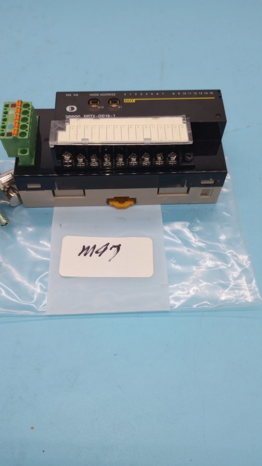 USED Omron DRT2-OD16-1 SMART SLAVE 16 PT OUT PNP