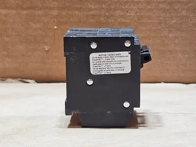 New | in-Stock SCHNEIDER CHOMT2020240 Switchgears British Columbia CA | Lenmark #1434880