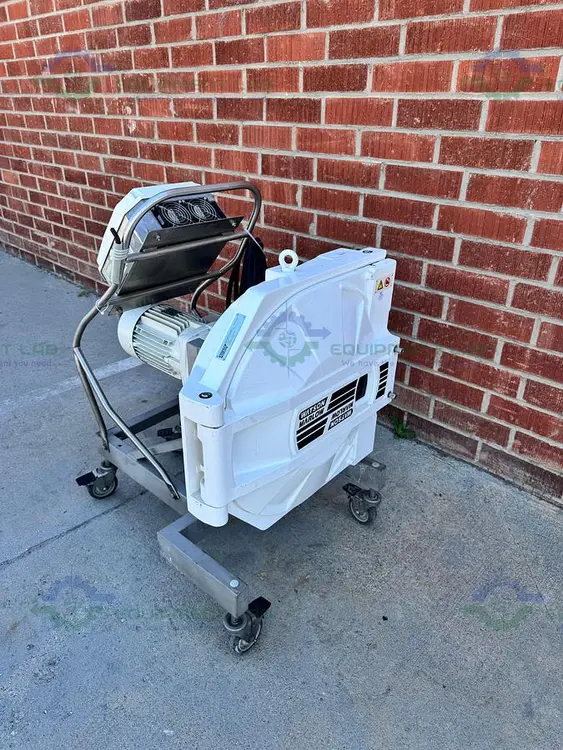Used WATSON MARLOW 840RG SANITARY PERISTALTIC METERING AND TRANSFER PUMP W/ 3 HP PUMP Pumps California US | Equipment Lab #1126785