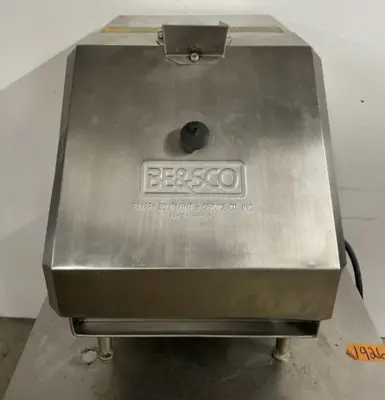182-0209 Besco #12 Commercial Tortilla Wedge Press