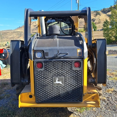 Used 2014 JOHN DEERE 326E Skid Steer Loaders British Columbia CA | Savona Equipment LTD #1505785