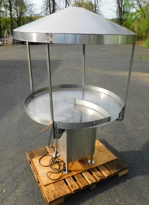 USED 48" ACCUMULATOR TABLE 48 INCH TABLE