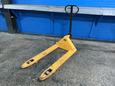 Used _UNKNOWN_ _UNKNOWN_ Pallet Jacks Ohio US | HGR 24 #1370181