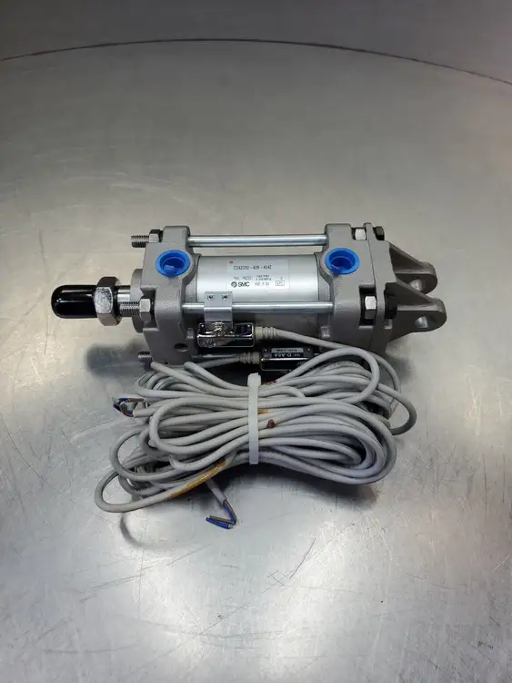 Used SMC CDA2D50-40N-A54Z Cylinders | Palmetto Automation #1150913