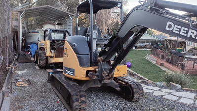 USED 2018 Deere 35G