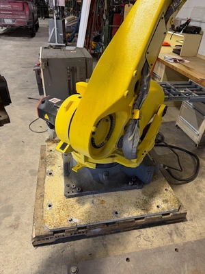 2019 FANUC R2000iC/165F 6 Axis Robots | K.B. Industries LLC (3)