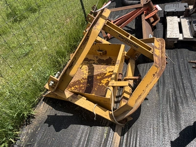 Used _UNKNOWN_ _UNKNOWN_ Earth Buckets Michigan US | Miedema Asset Management Group #1293983