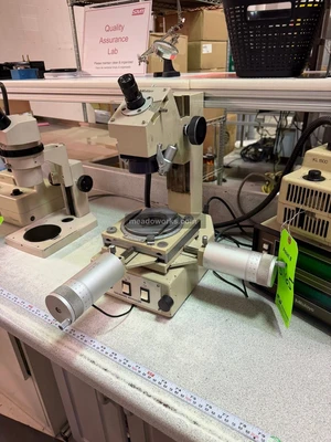 Used Mitutoyo 6800 Measuring Microscopes Illinois US | Meadoworks #1514560
