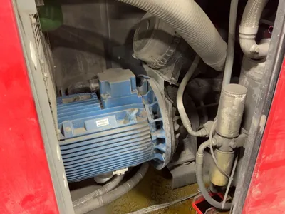 Used 2018 CHICAGO PNEUMATIC CPE100 Rotary Screw & Sliding Vane Air Compressors Ohio US | HGR 24 #1048069