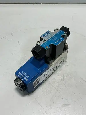 USED TOKIMEC VICKERS DG4V-3-2A-M-P7-H-7-T41-50