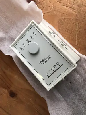 NEW EMERSON 1F56N-361