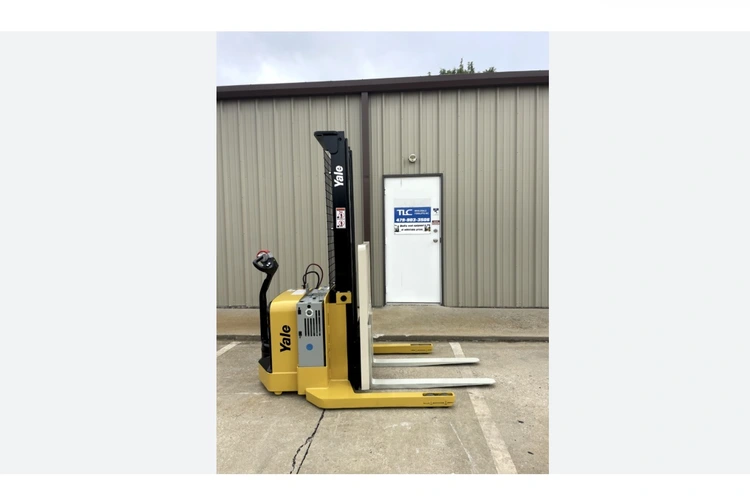 Used YALE MSW040SEN24TV087 Pallet Stackers Michigan US | Miedema Asset Management Group #1313387