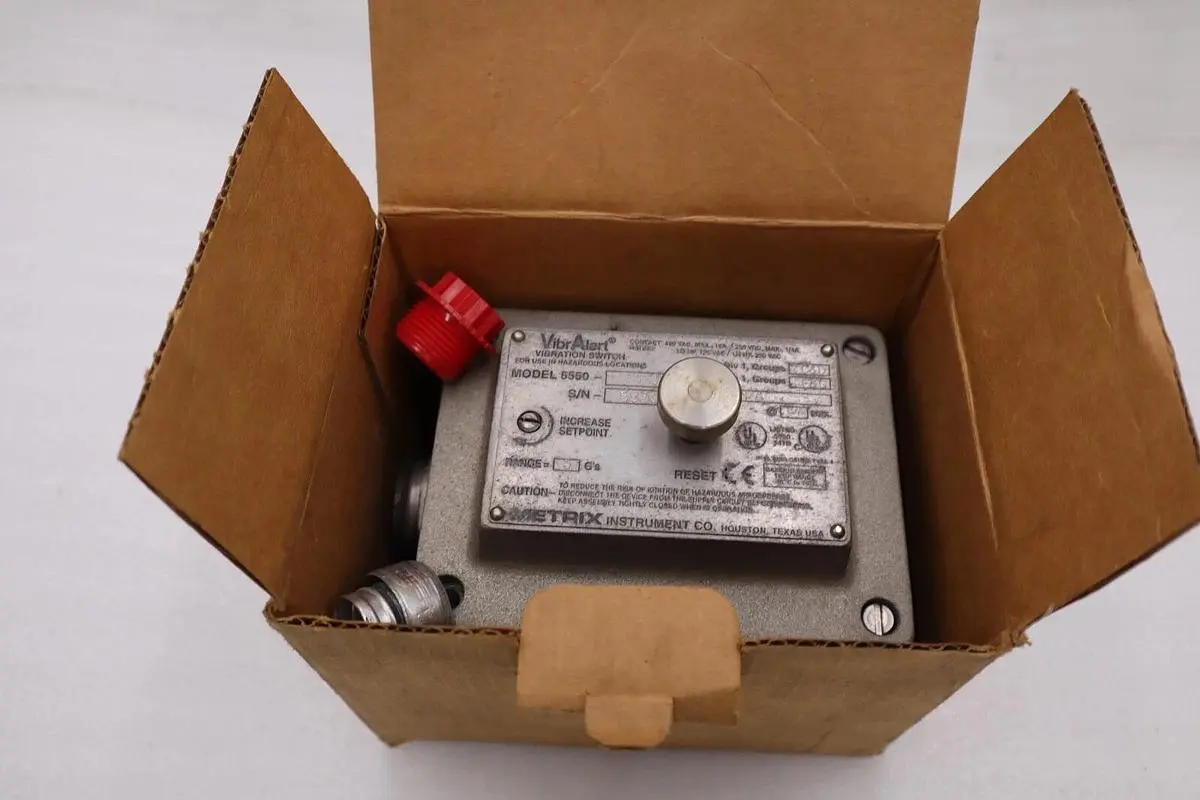 NEW Metrix 5550-011-01 Vibralert Vibration Switch 480V-AC STOCK H933