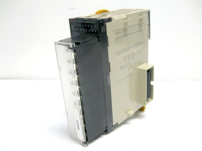 USED OMRON CJ1W-ID211
