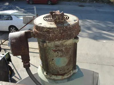 SPC7007  Tank 300 gallon vertical tank, Stainless Steel, 1 hp agitator, conical