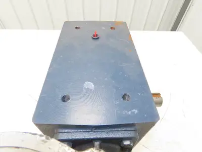 Hub City 0230-32204 ULR Worm Gearbox 150:1 Double Reducer 12rpm 2.5Hp 140TC RH