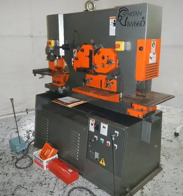 ARMSTRONG BLUM/ SPARTAN MODEL IW66D HYDRAULIC IRONWORKER