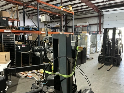 Used BOSCH TCE 4465 PREMIUM AUTOMATIC TELESCOPING TILT-BACK TIRE CHANGER Valve Grinders Michigan US | Miedema Asset Management Group #1437281