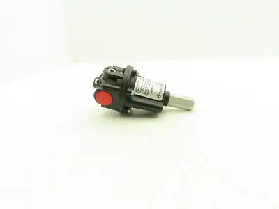 Fairchild 10203ENT Kendall Pressure Regulator 0-20PSI Range 500 PSI Max 3/8" NPT