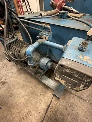 7.5 HP HYDRAULIC GUN DRILL ATTACHMENT & COOLING SYSTEM: STOCK #23592