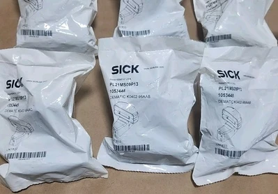 NEW SICK 1053448