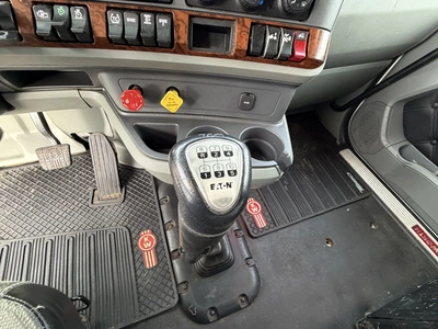 Used 2021 KENWORTH T880 TRUCK TRACTOR Conventional trucks Michigan US | Miedema Asset Management Group #1709412