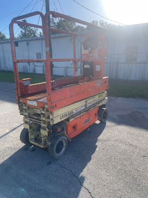 USED 2015 JLG 1930ES