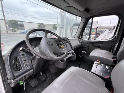 Used 2017 FREIGHTLINER BUSINESS CLASS M2 106 Tanker trucks California US | Lillo Machinery #1403799